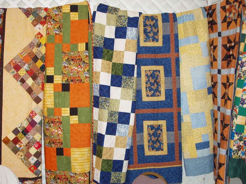 x Community Quilts